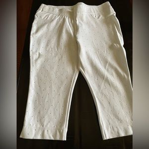 Nygard Luxe White with Silver Dot Capri